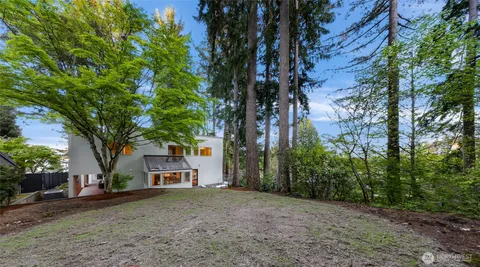 $1,798,000 | 2261 West Lake Sammamish Parkway Southeast, Bellevue, WA 98008