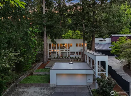 $1,798,000 | 2261 West Lake Sammamish Parkway Southeast, Bellevue, WA 98008