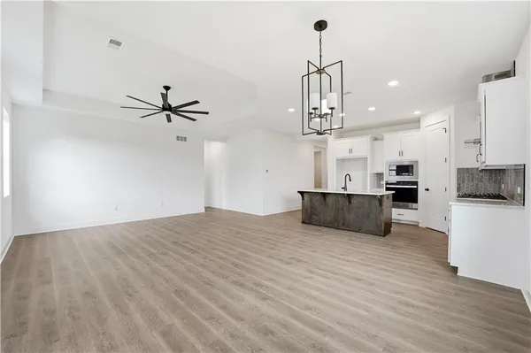 $390,990 | 1709 Northwest 105th Terrace, Kansas City, MO 64155
