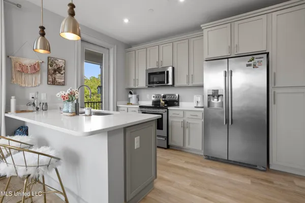 $254,500 | 2501 Bienville Boulevard, Unit 531, Ocean Springs, MS 39564