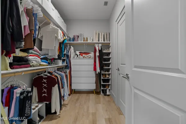 $254,500 | 2501 Bienville Boulevard, Unit 531, Ocean Springs, MS 39564