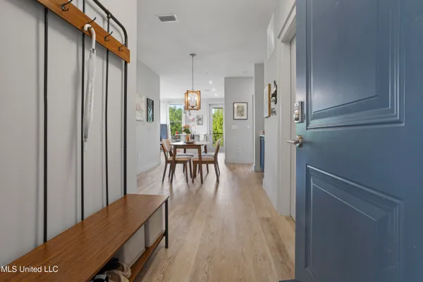 $254,500 | 2501 Bienville Boulevard, Unit 531, Ocean Springs, MS 39564