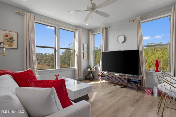 $254,500 | 2501 Bienville Boulevard, Unit 531, Ocean Springs, MS 39564