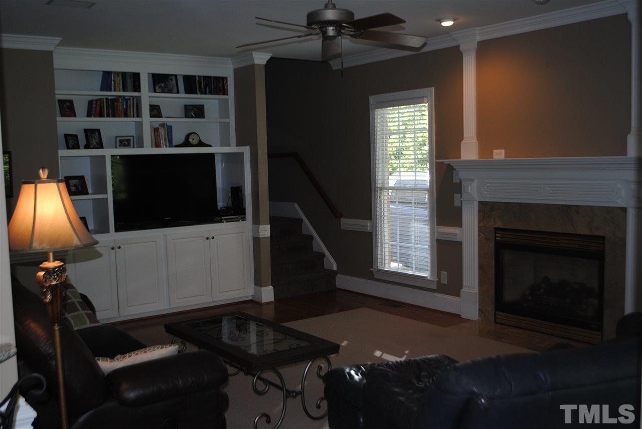 7032 Trenton Ridge Court Raleigh, NC 27613 - Photo 3 of 25