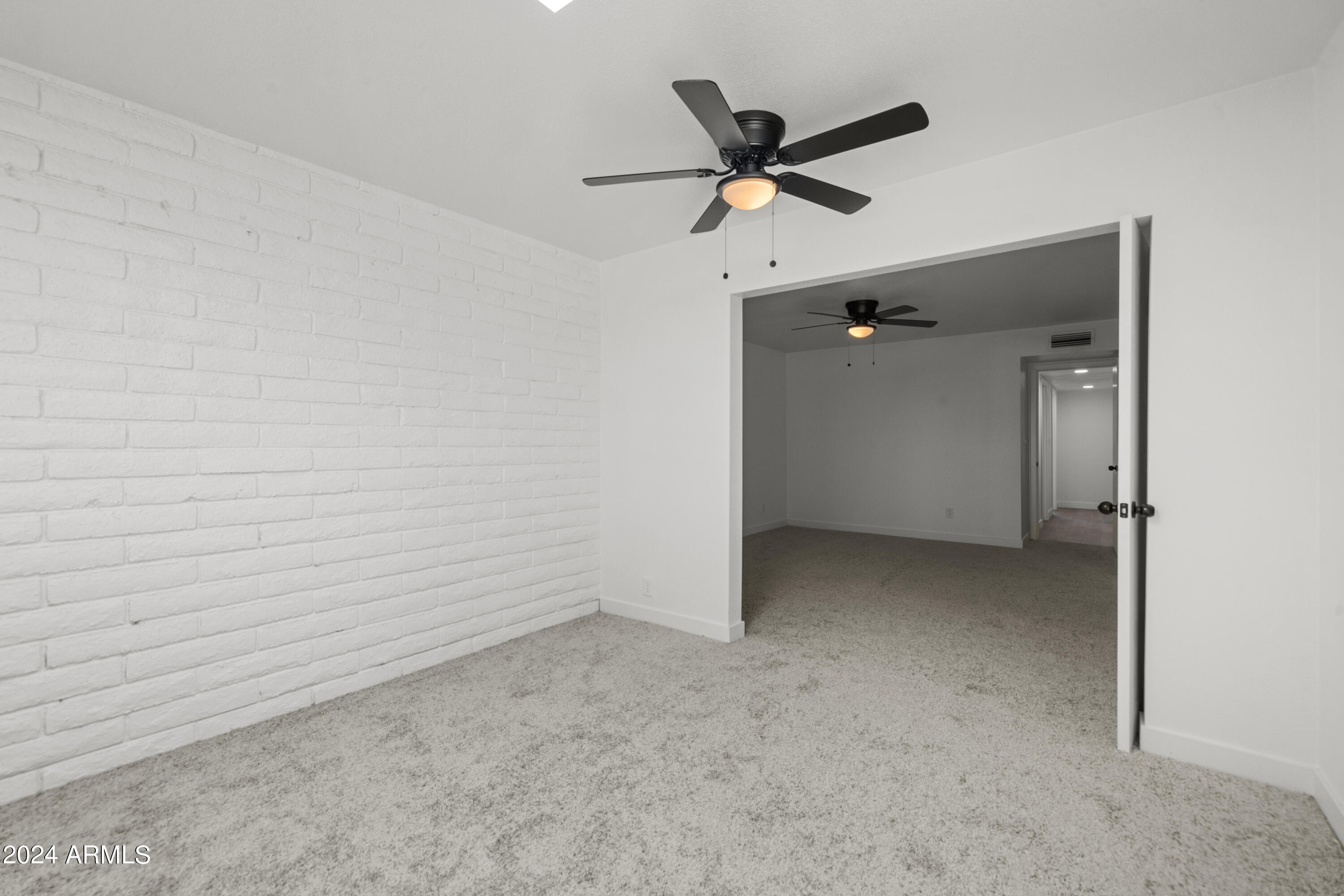 4130 East Apollo Road Phoenix, AZ 85042 - Photo 21 of 28 MO7A5931