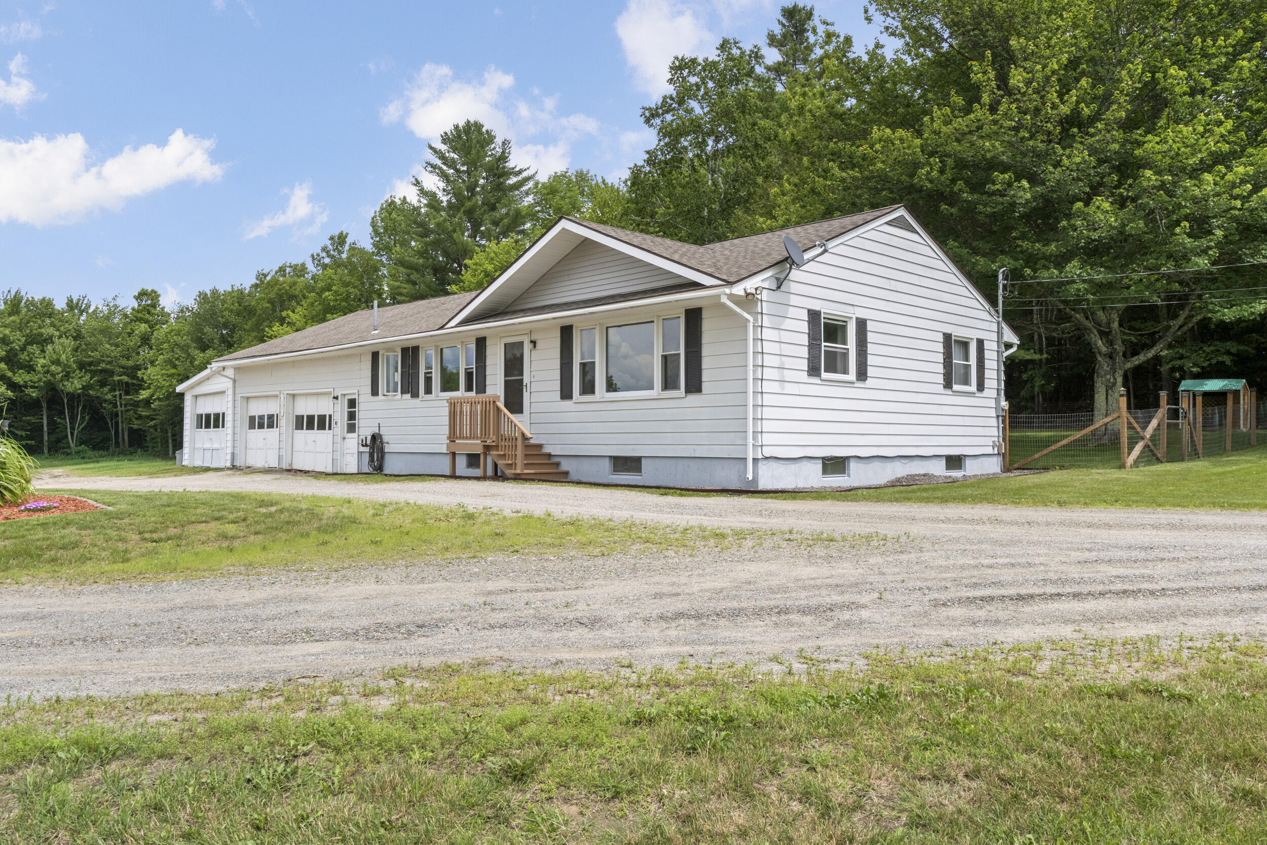 417 Main Street Readfield, ME 04355 - Photo 2 of 45 417_main_st-exterior-05