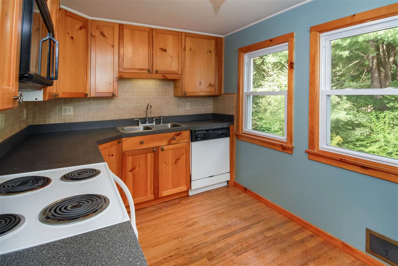 107 Washington Street Rochester, NH 03867 - Photo 11 of 17