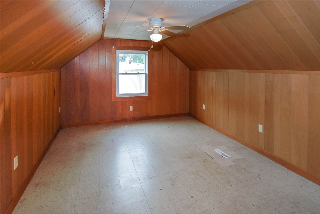 107 Washington Street Rochester, NH 03867 - Photo 14 of 17
