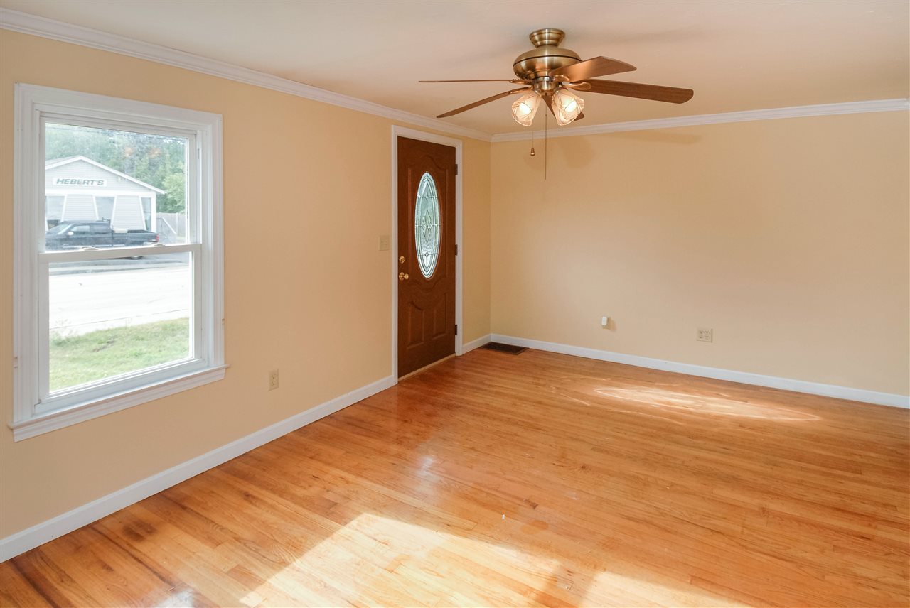 107 Washington Street Rochester, NH 03867 - Photo 9 of 17