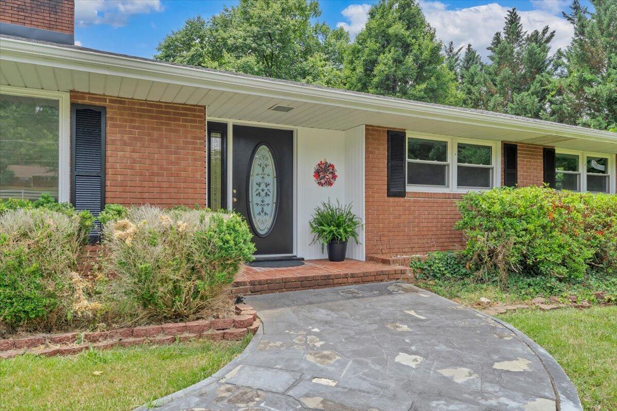 4962 Bower Road Roanoke, VA 24018 - Photo 3 of 55 03-MIB01639