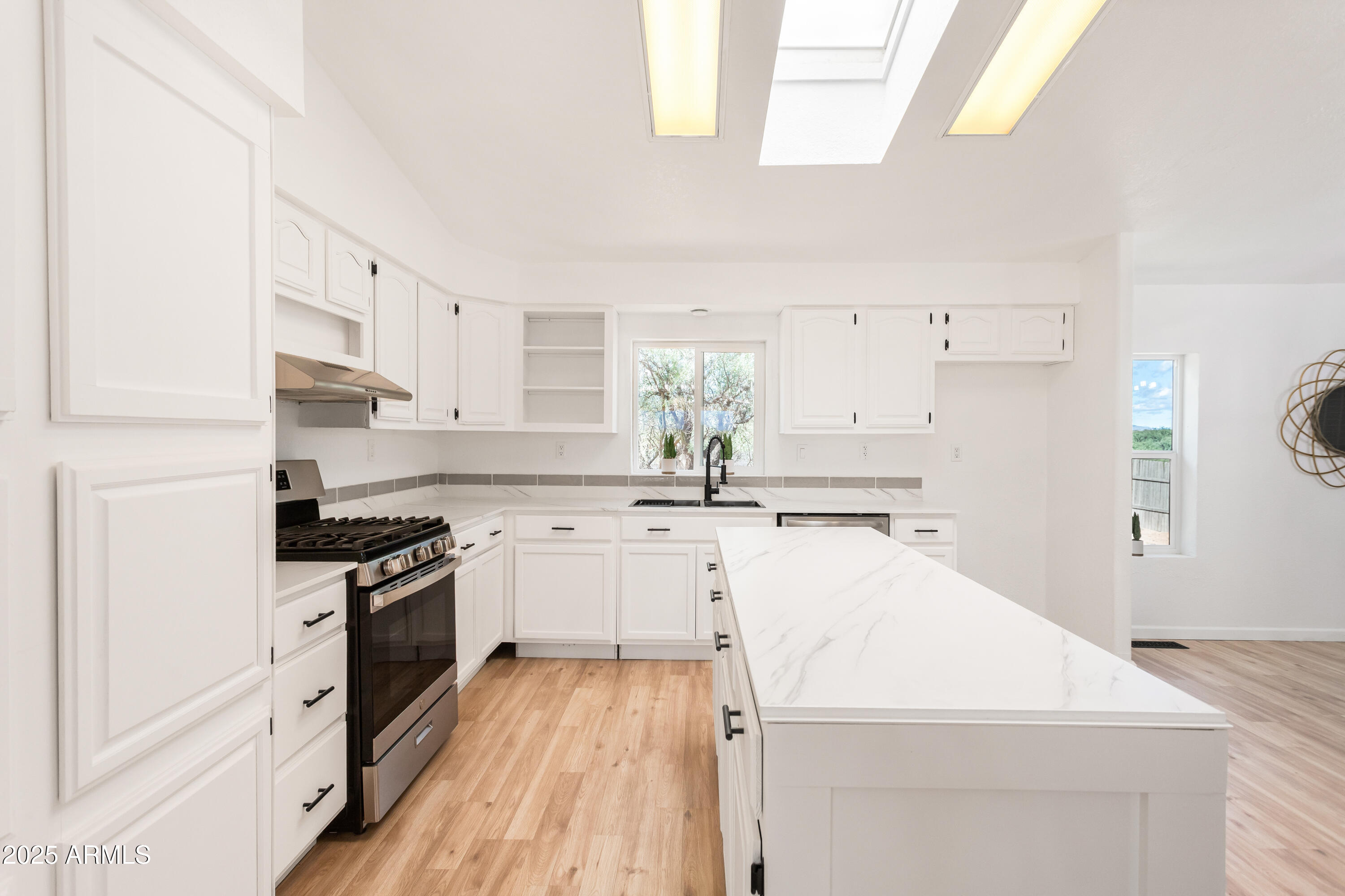 5868 South Hargis Ranch Road Hereford, AZ 85615 - Photo 4 of 39 IMG_8105