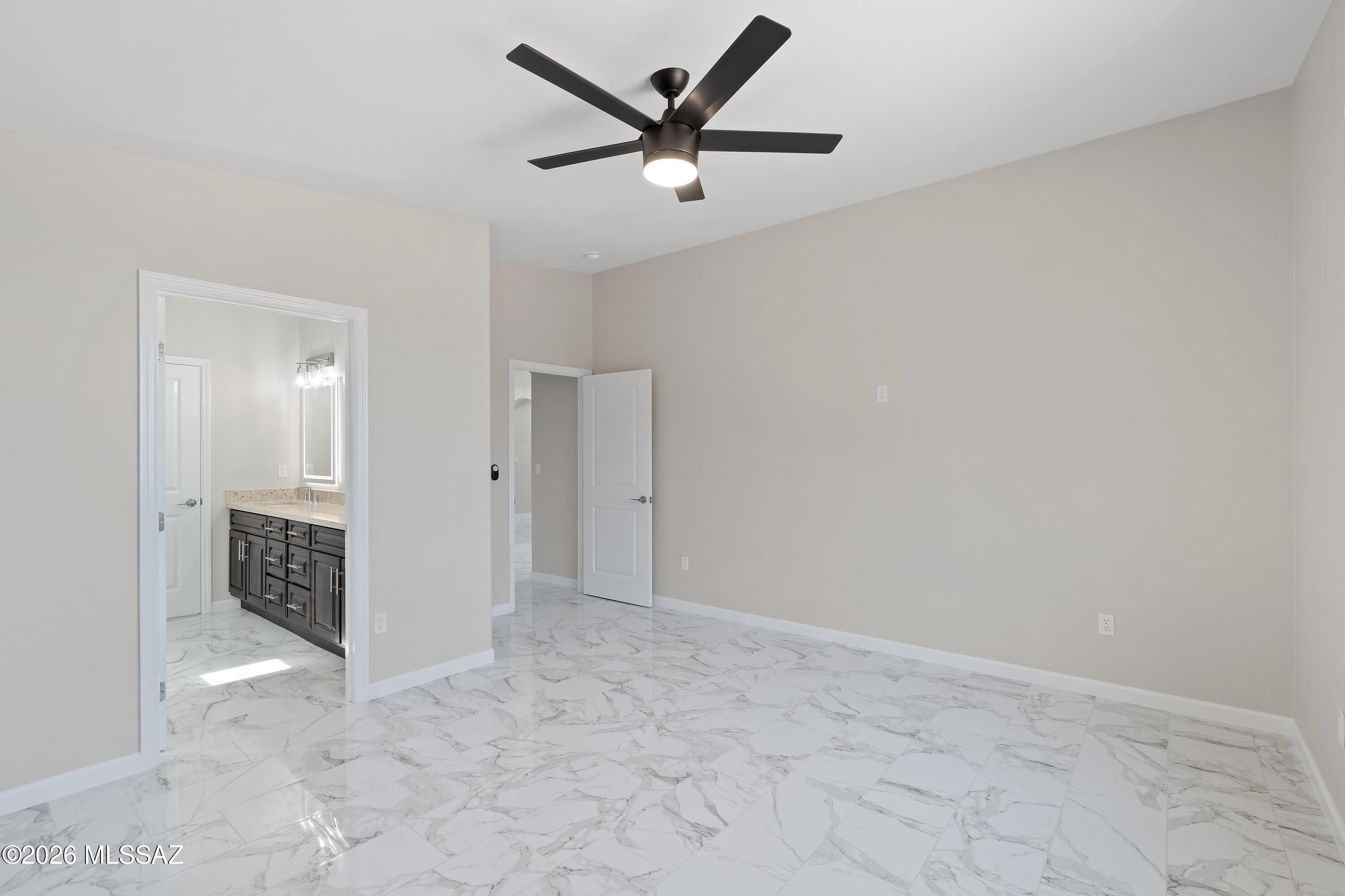 979 Calle Amarillo Rio Rico, AZ 85648 - Photo 18 of 47 2 Interiors-13