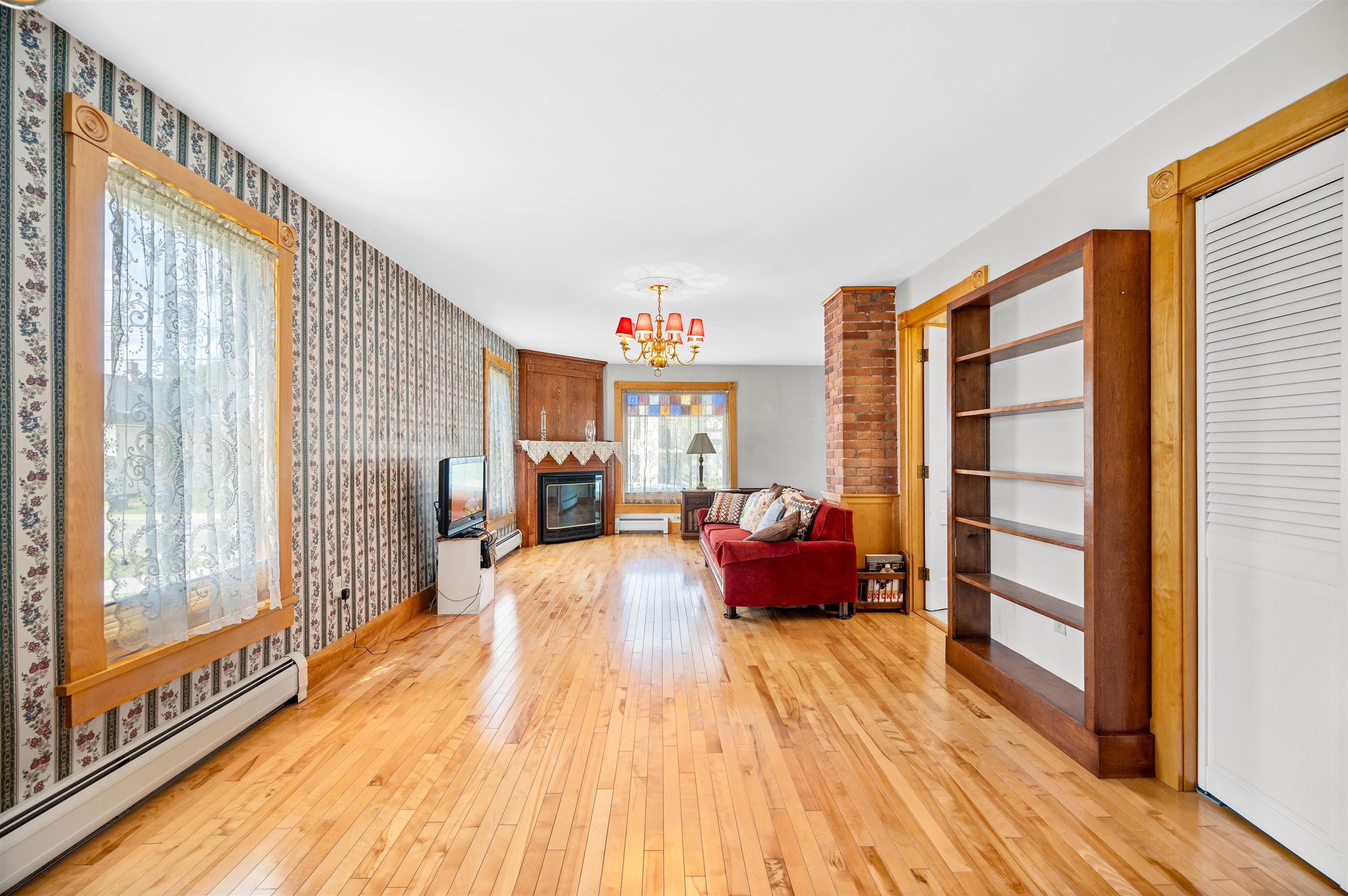 55 Maple Avenue Barre, VT 05641 - Photo 18 of 45