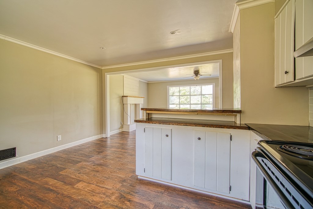1724 Edwards Road Woodruff, SC 29388 - Photo 14 of 27 Gallery Image 14