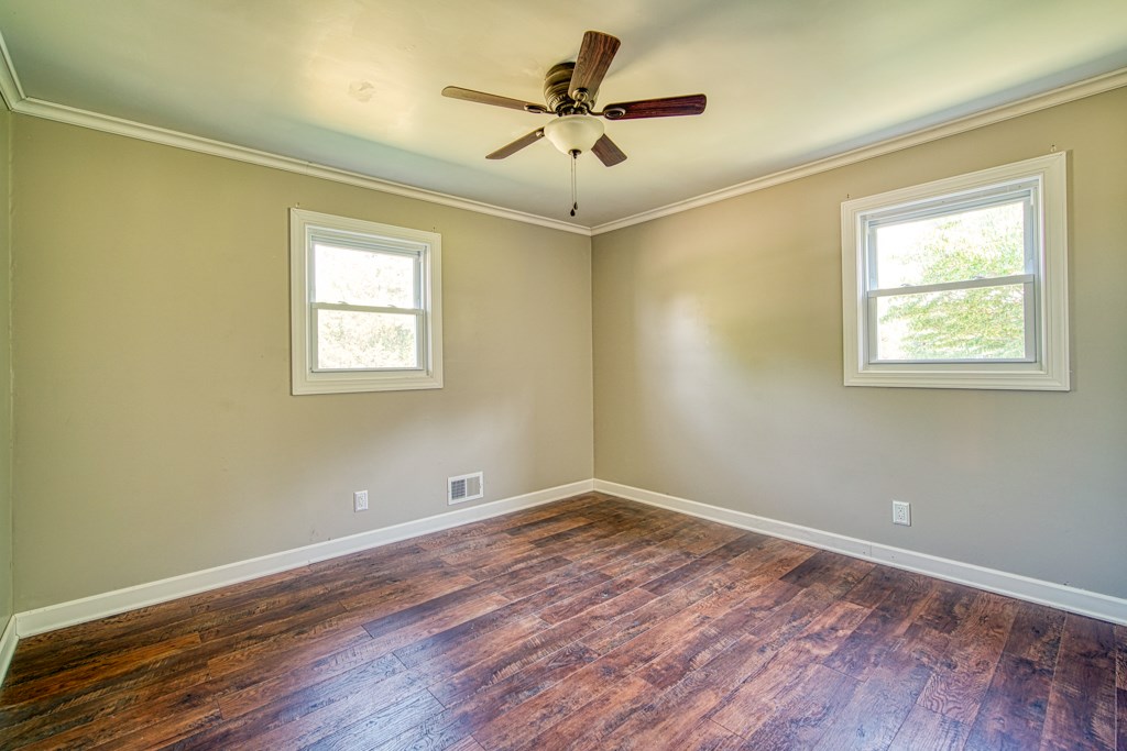 1724 Edwards Road Woodruff, SC 29388 - Photo 17 of 27 Gallery Image 17