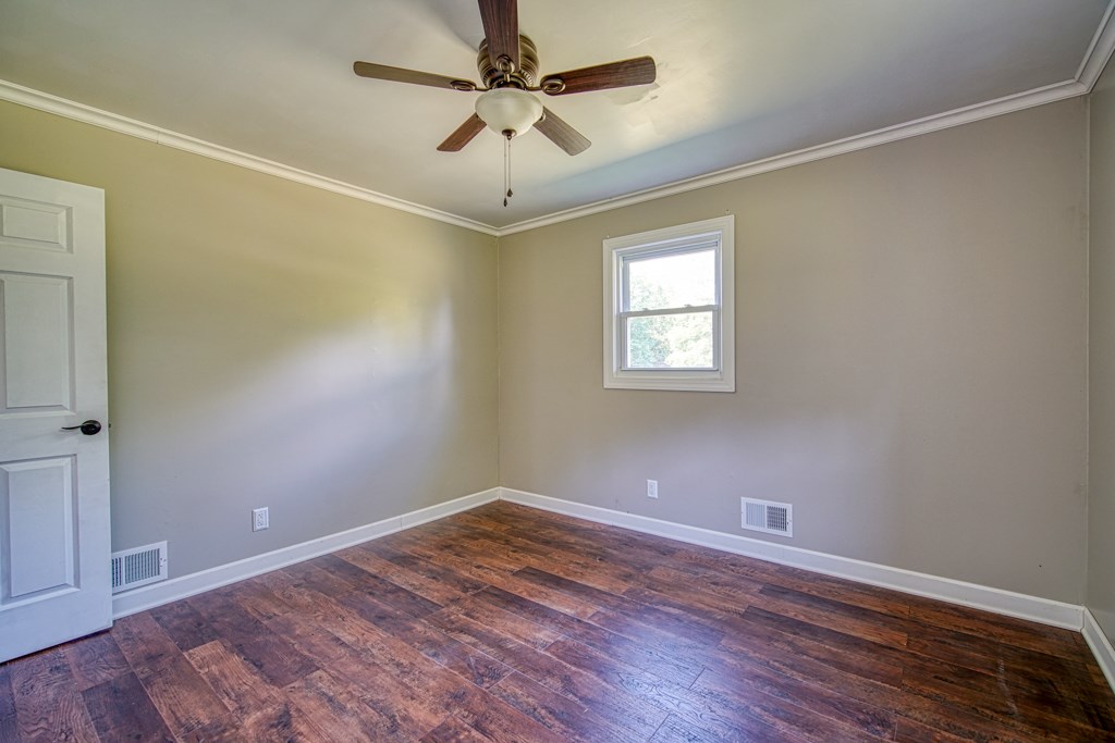 1724 Edwards Road Woodruff, SC 29388 - Photo 20 of 27 Gallery Image 20