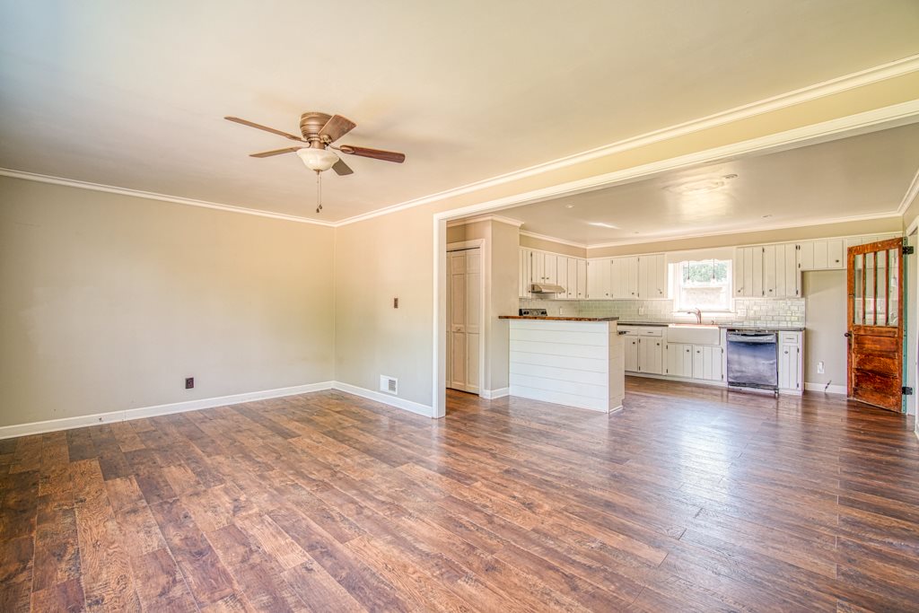 1724 Edwards Road Woodruff, SC 29388 - Photo 10 of 27 Gallery Image 10