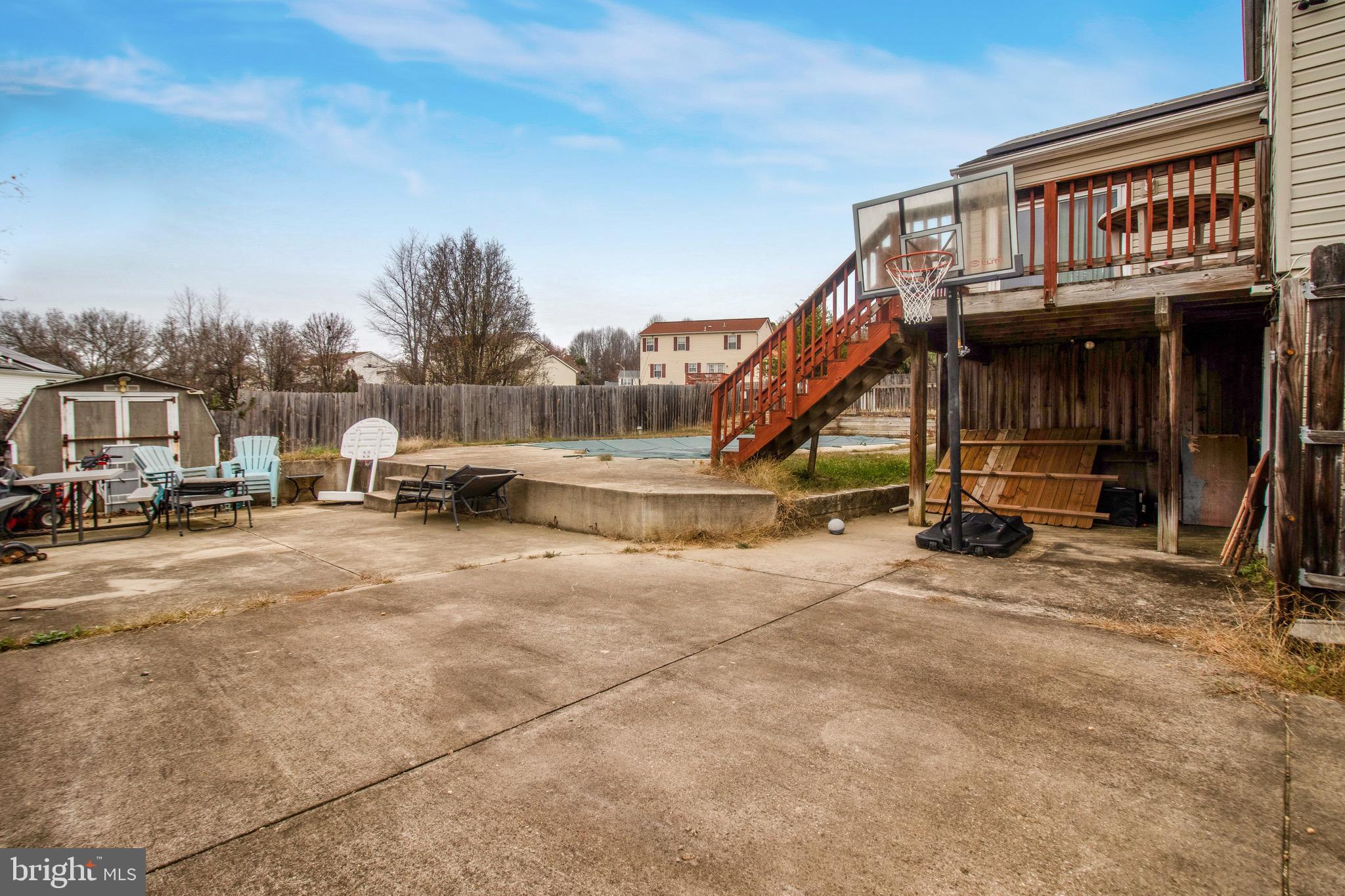 910 Falcon Drive Upper Marlboro, MD 20774 - Photo 5 of 125 Backyard