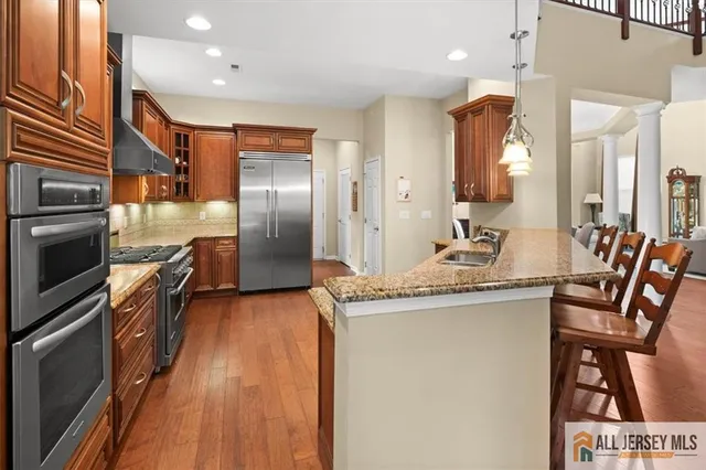 $910,000 | 12 Hardwick Drive, Kendall Park, NJ 08824