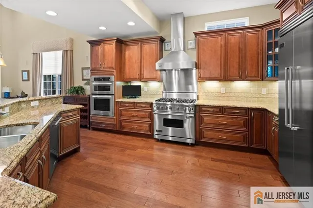 $910,000 | 12 Hardwick Drive, Kendall Park, NJ 08824