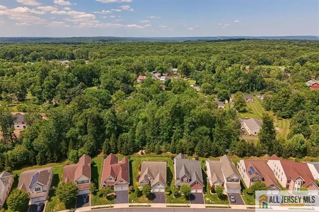 $910,000 | 12 Hardwick Drive, Kendall Park, NJ 08824