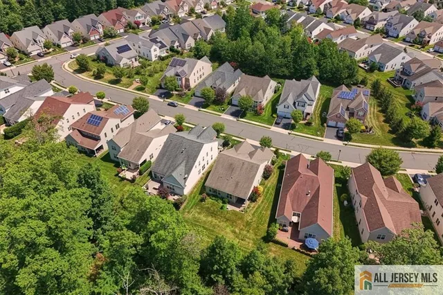 $910,000 | 12 Hardwick Drive, Kendall Park, NJ 08824