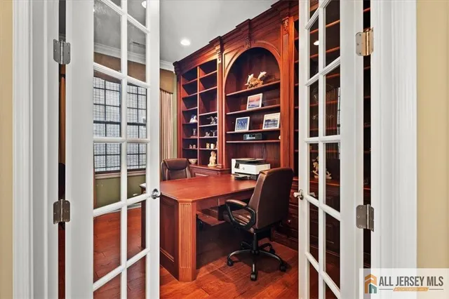 $910,000 | 12 Hardwick Drive, Kendall Park, NJ 08824