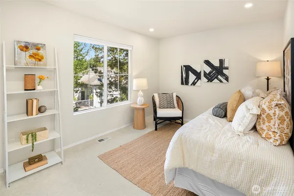 $725,000 | 5390 237th Terrace Southeast, Unit 302, Issaquah, WA 98029