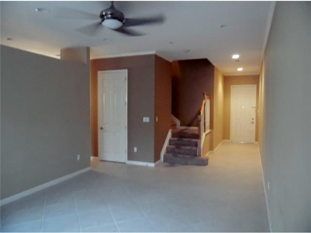 418 Southwest Walking Path Stuart, FL 34997 - Photo 3 of 25 Gallery Image 3
