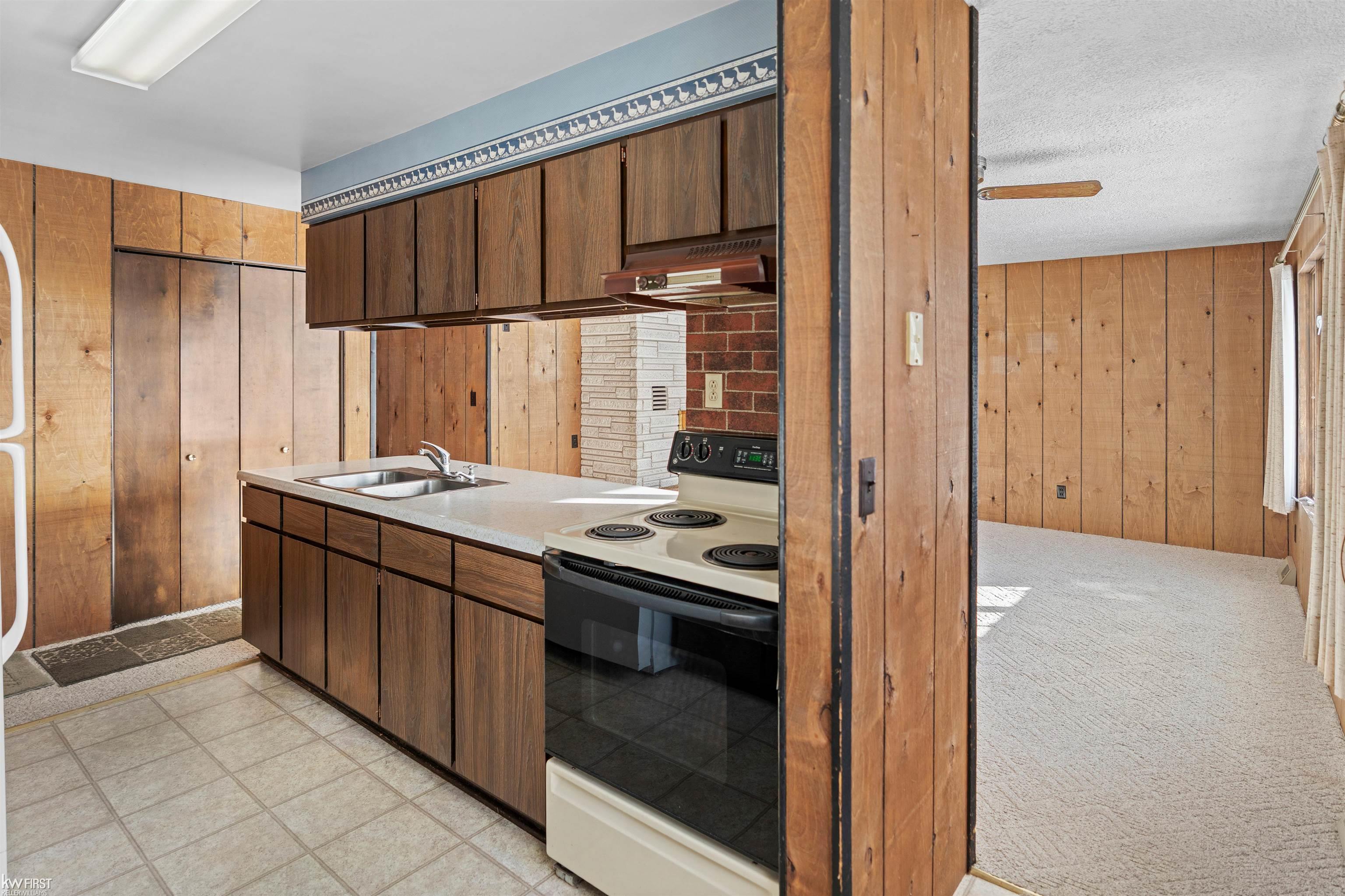 2209 Conrad Road Standish, MI 48658 - Photo 15 of 42
