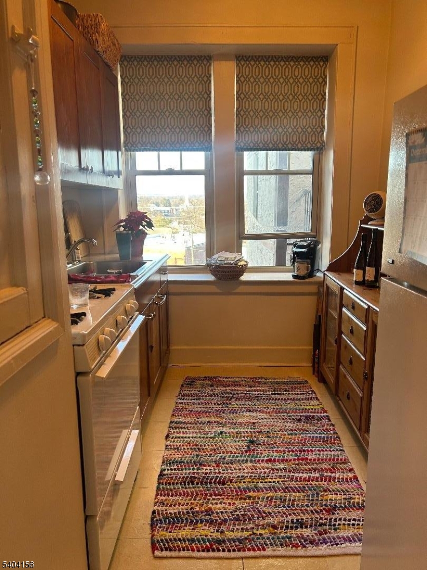 503 Carleton Road, Unit 408 Westfield, NJ 07090 - Photo 8 of 20