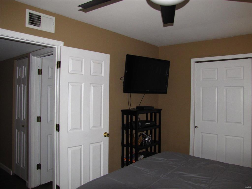 11957 Tesson Ferry Road, Unit D St. Louis, MO 63128 - Photo 10 of 18 Gallery Image 10