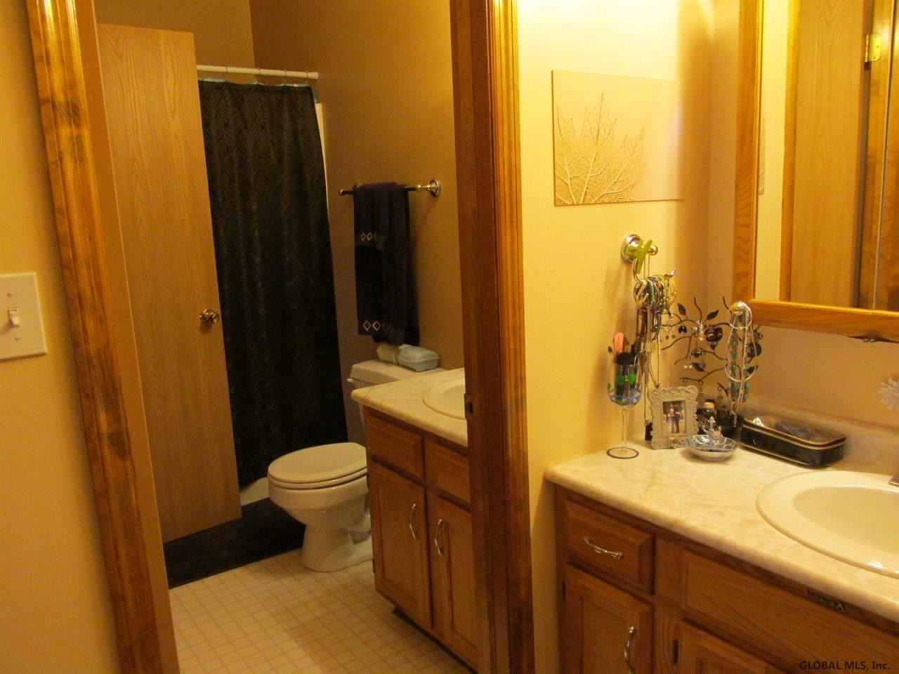 1976 E133 Curry Road Schenectady, NY 12303 - Photo 14 of 20 Photo 14