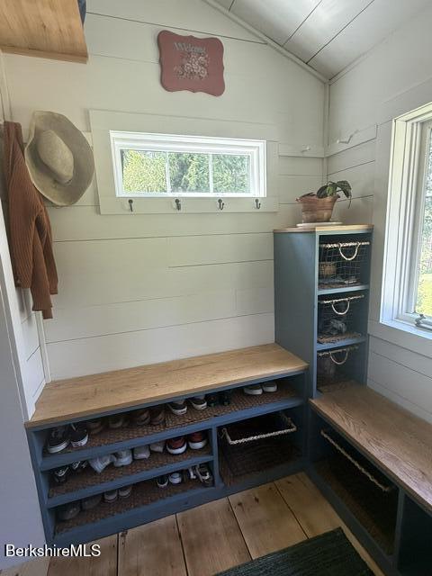 201 Weaver Dam Road Petersburg, NY 12138 - Photo 5 of 32 Foyer_mud room