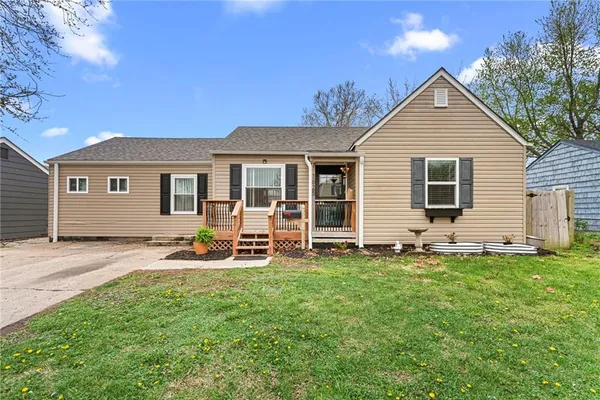 $198,000 | 1625 Main Street, Osawatomie, KS 66064