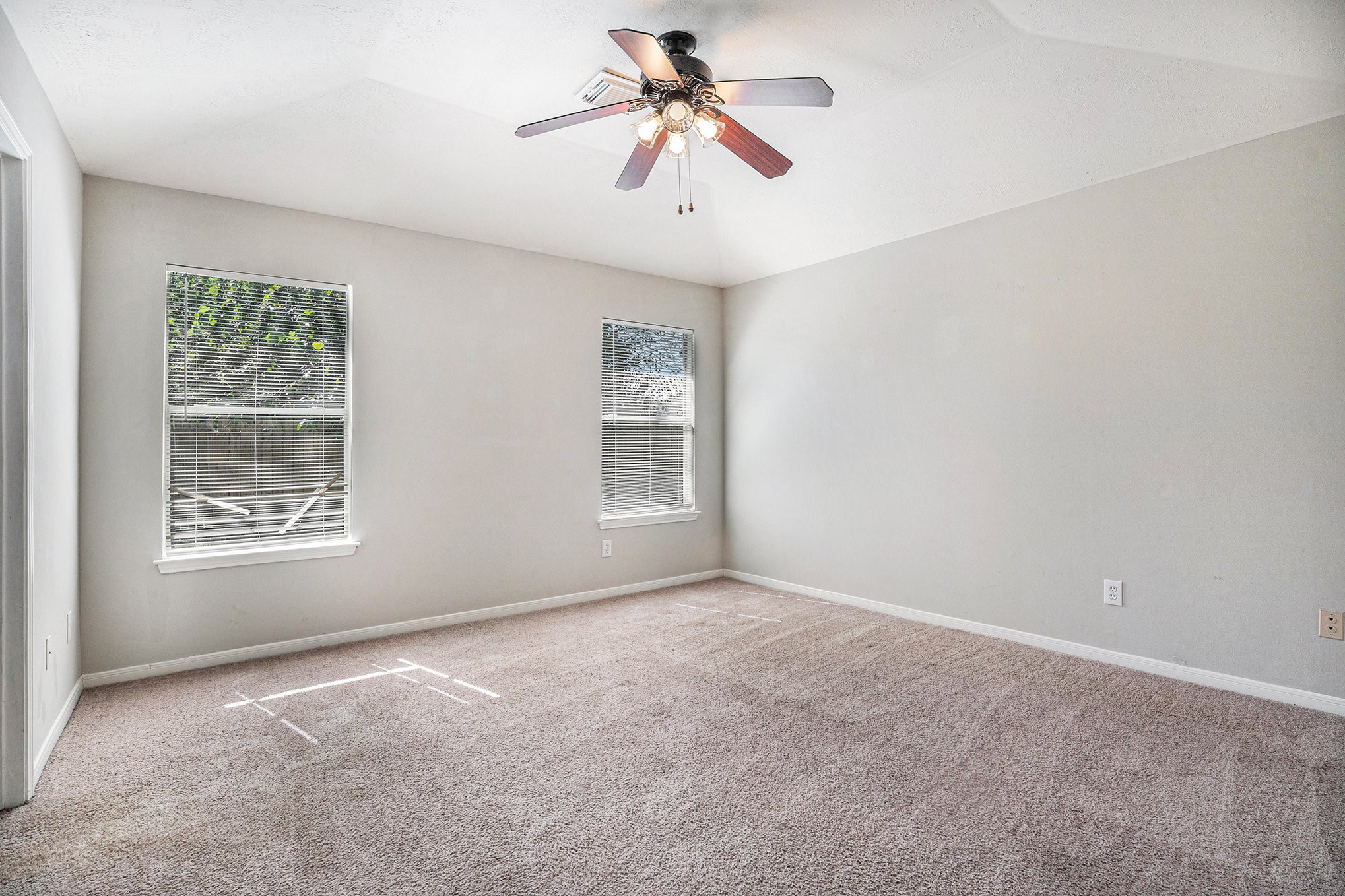 5314 Aloe Avenue Baytown, TX 77521 - Photo 8 of 17