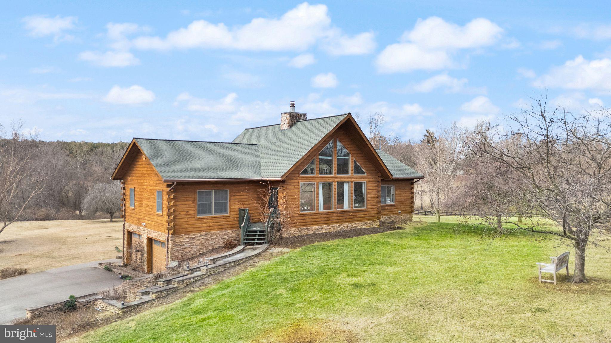 20233 Shelburne Glebe Road Purcellville, VA 20132 - Photo 2 of 73 Gallery Image 2
