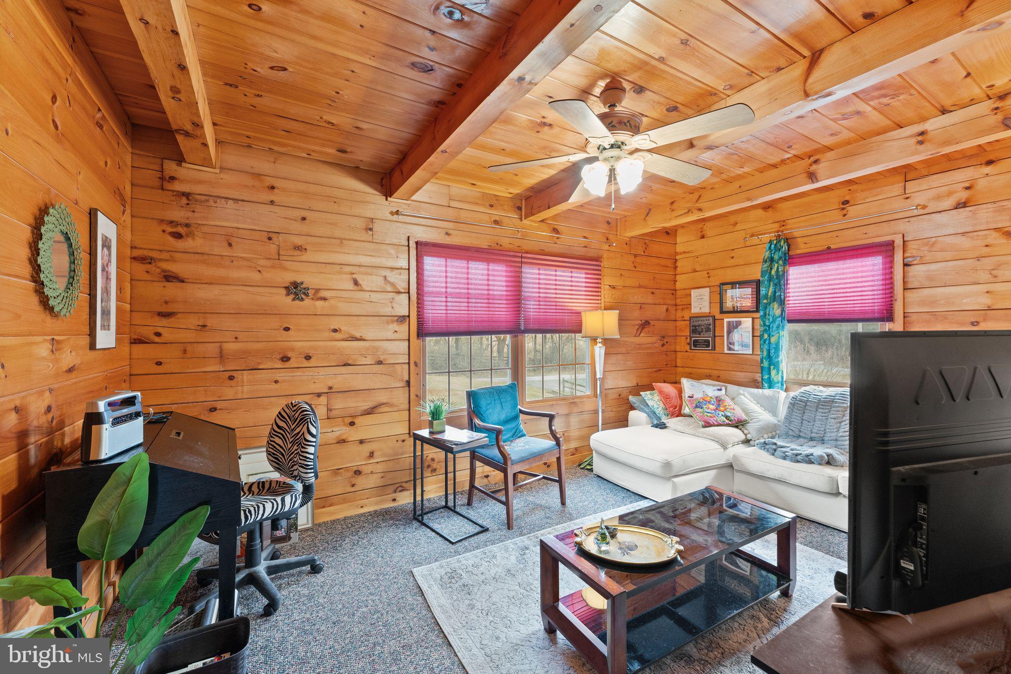 20233 Shelburne Glebe Road Purcellville, VA 20132 - Photo 24 of 73 Gallery Image 24