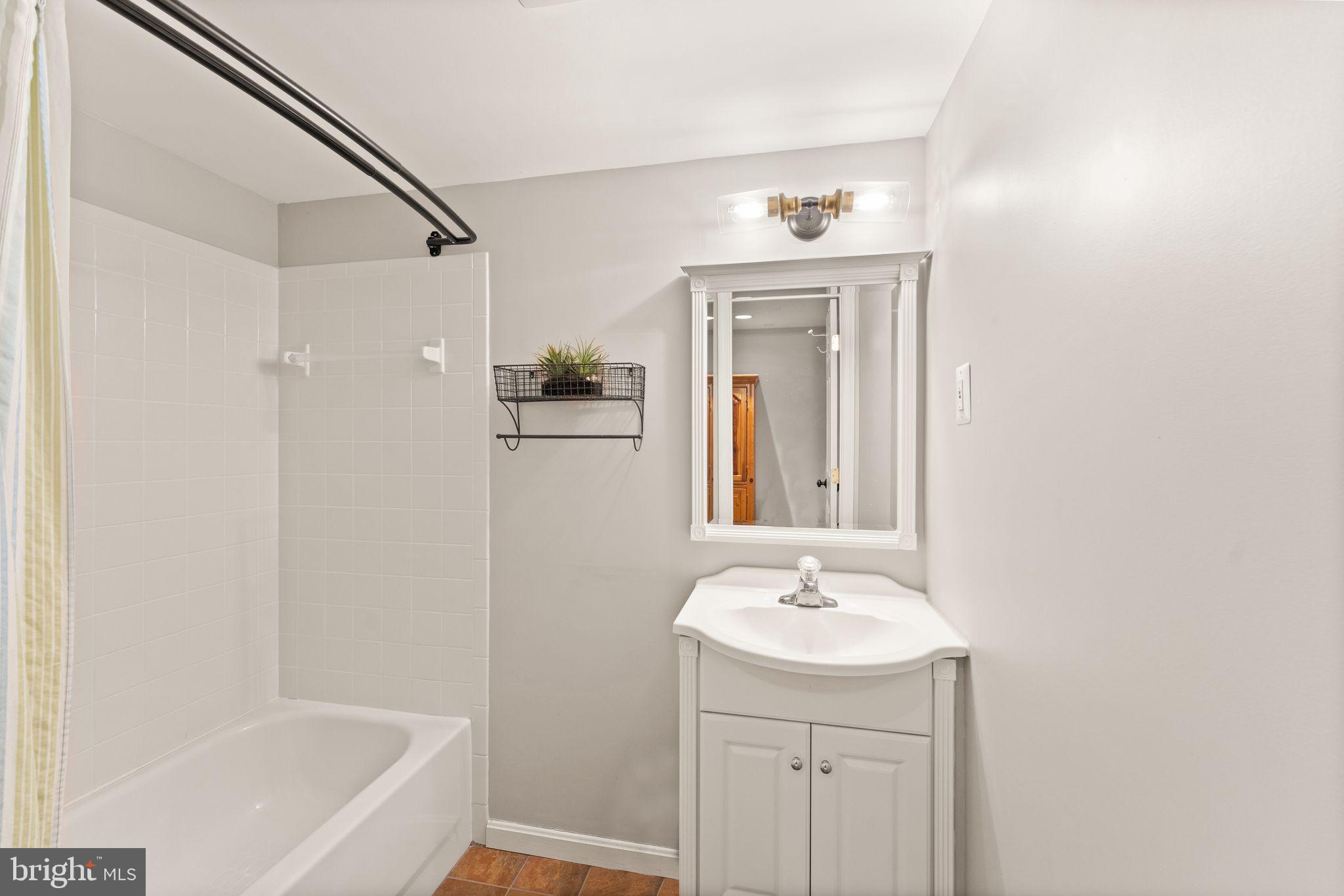 20233 Shelburne Glebe Road Purcellville, VA 20132 - Photo 50 of 73 Gallery Image 50