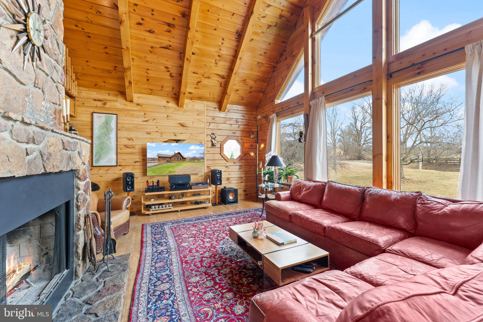 20233 Shelburne Glebe Road Purcellville, VA 20132 - Photo 8 of 73 Gallery Image 8