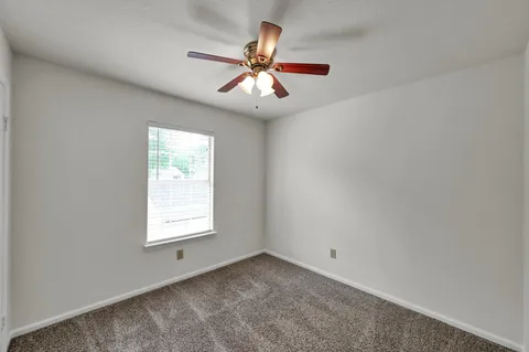 $324,900 | 114 Regency Way, Conroe, TX 77304
