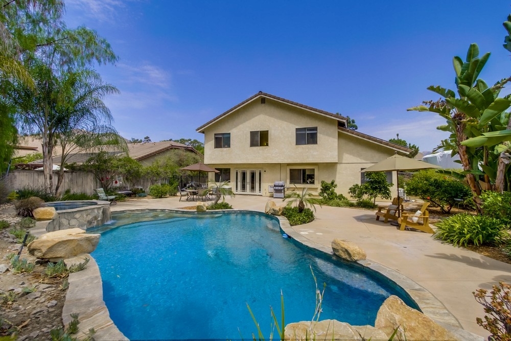 14214 Woodcreek Road Poway, CA 92064 - Photo 19 of 25 Gallery Image 19