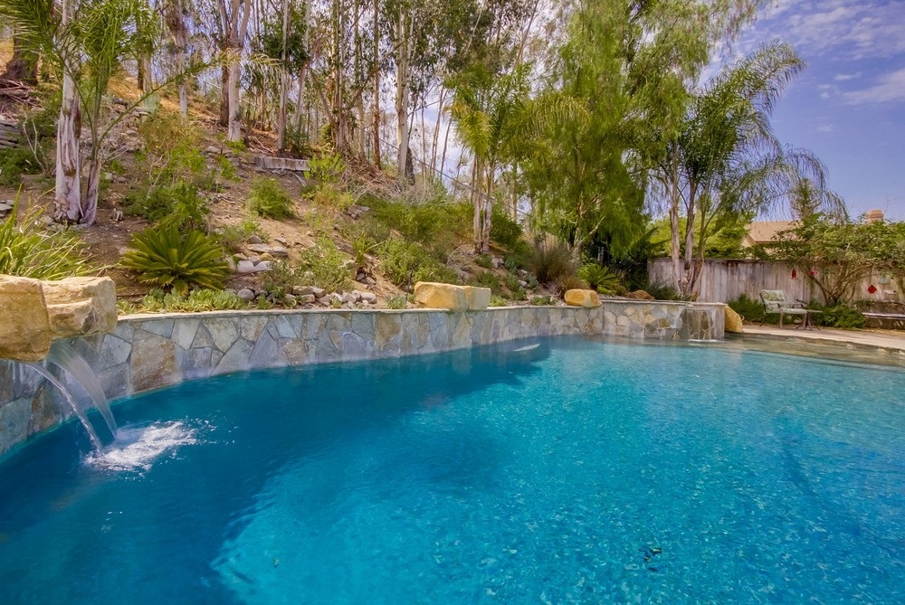 14214 Woodcreek Road Poway, CA 92064 - Photo 21 of 25 Gallery Image 21