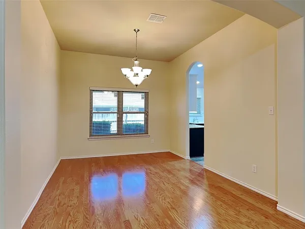 $2,700 | 1032 Bending Oak Drive, Cedar Hill, TX 75104