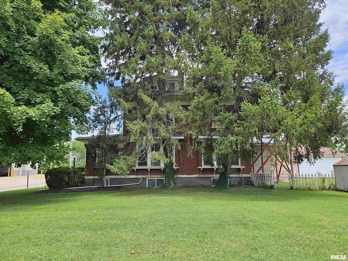 1414 12th Street Lawrenceville, IL 62439 - Photo 5 of 29
