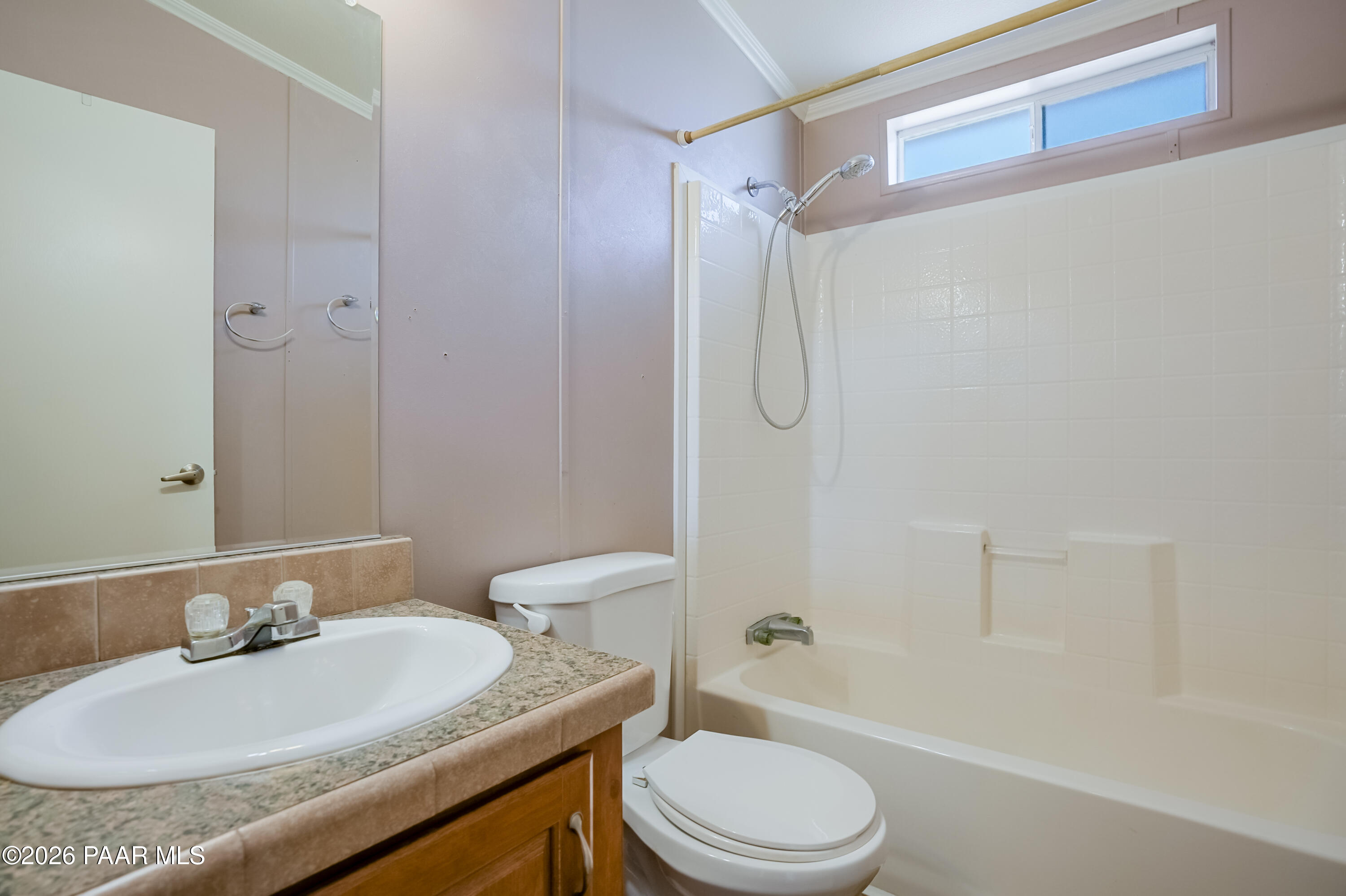 11800 Henderson Road Dewey-Humboldt, AZ 86327 - Photo 23 of 54 Guest Bathroom