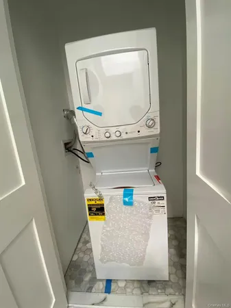 $3,200 | 855 Wyckoff Avenue, Unit 1 | Ridgewood