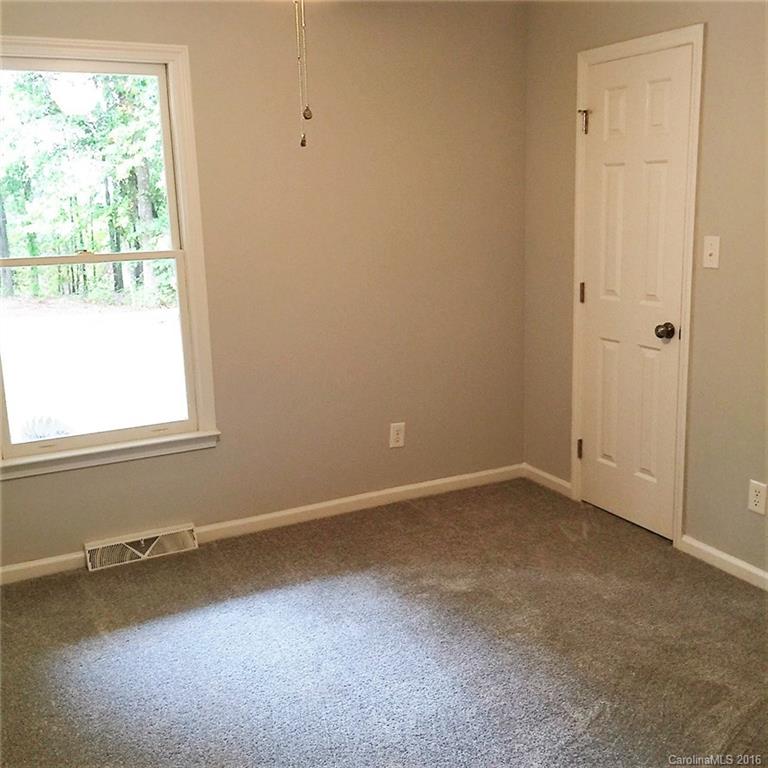 364 White Pine Road Catawba, SC 29704 - Photo 12 of 18