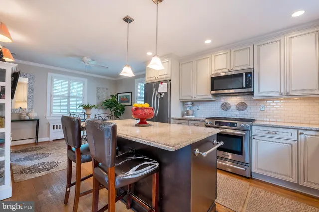 $1,399,000 | 8505 Lynwood Place, Chevy Chase, MD 20815