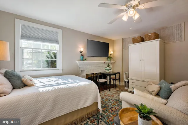 $1,399,000 | 8505 Lynwood Place, Chevy Chase, MD 20815